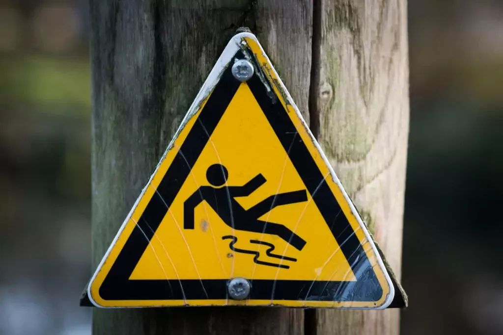 Los Angeles personal injury lawyers handle premises liability or slip and fall