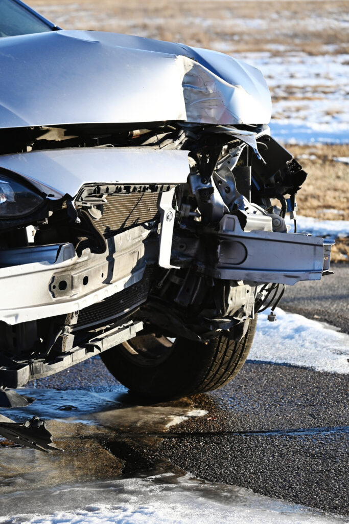 1 injured in SR-91 crash in Long Beach