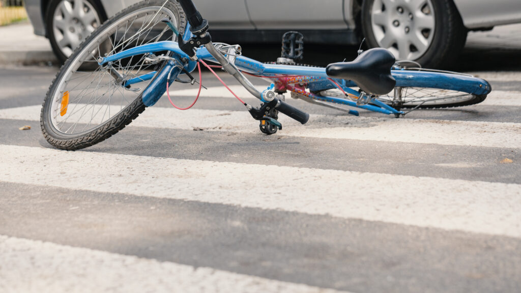 Bicyclist injured in collision with vehicle in Fresno County.