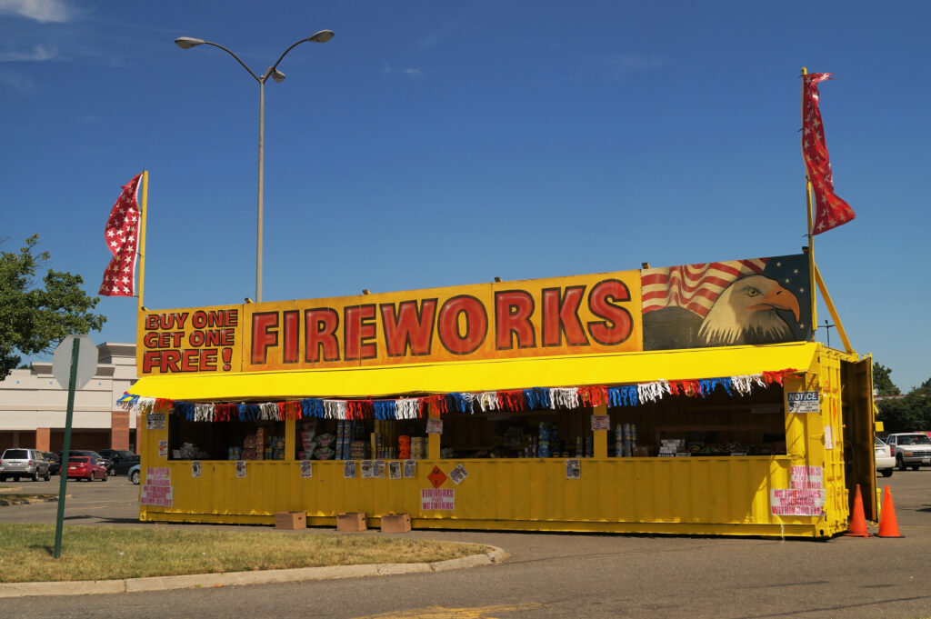 2 injured when vehicles crash into a fireworks stand in Visalia