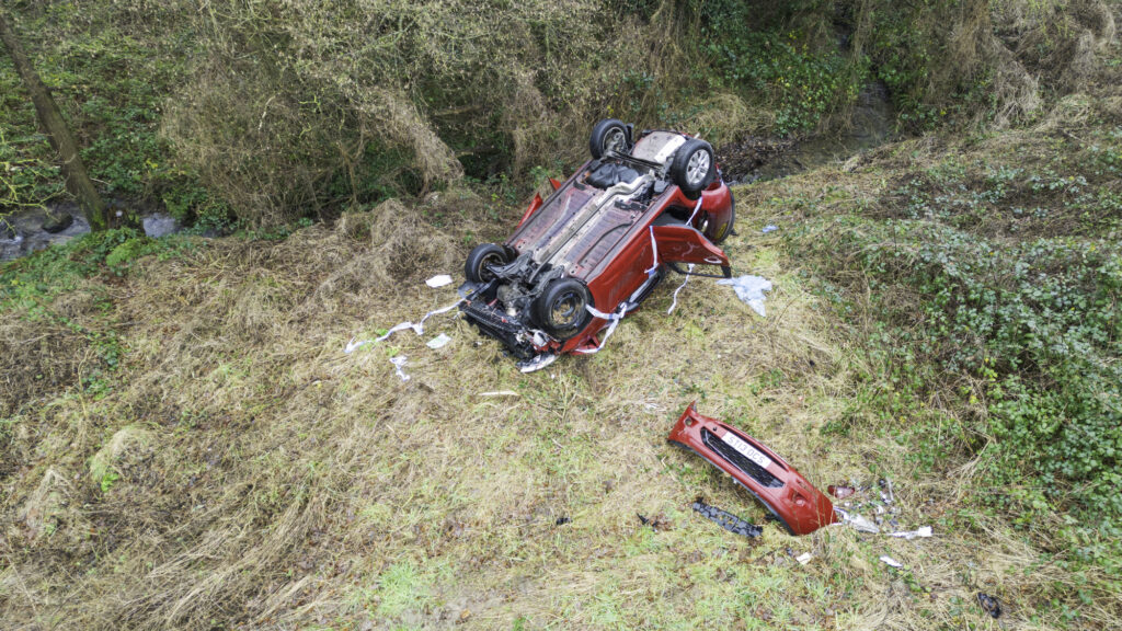 1 seriously injured in Coalinga crash.